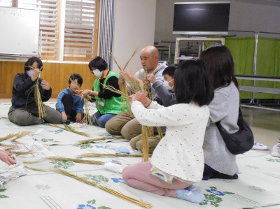 しめ縄づくり２