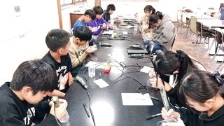 0B909D96-2B1E-48AC-A1CD-AA3F26F40A49