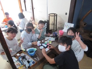 5853ACE7-6A2A-4A81-845F-C7FFD0DC27BD